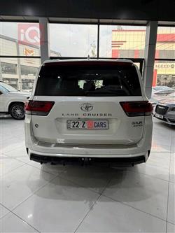 تويوتا لاندكروزر